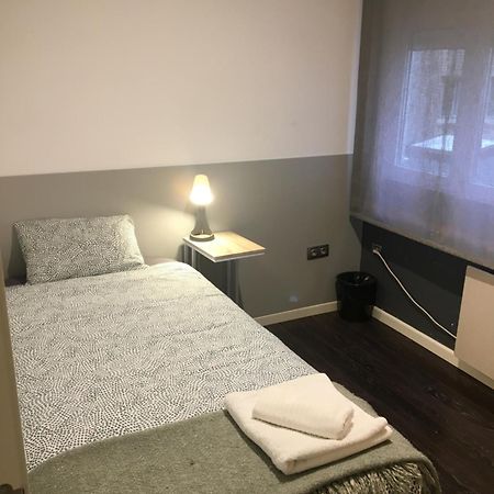 Апартаменти Apartamento Manuela Sancho Сарагоса Екстер'єр фото